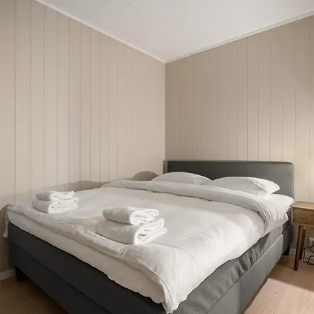 Arctic Homes - Scandinavian 1& 2 Bedroom Apartment