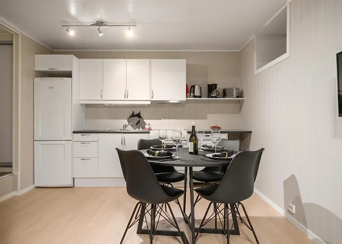Arctic Homes - Scandinavian 1& 2 Bedroom شقة *