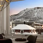 Arctic Homes - Scandinavian 1& 2 Bedroom *