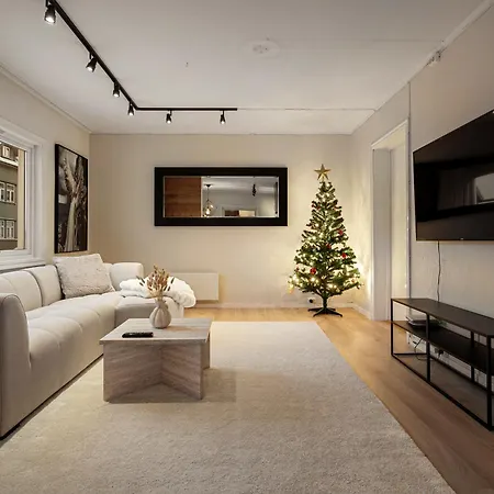 Arctic Homes - Scandinavian 1& 2 Bedroom