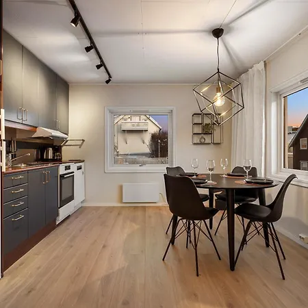 Arctic Homes - Scandinavian 1& 2 Bedroom Apartment